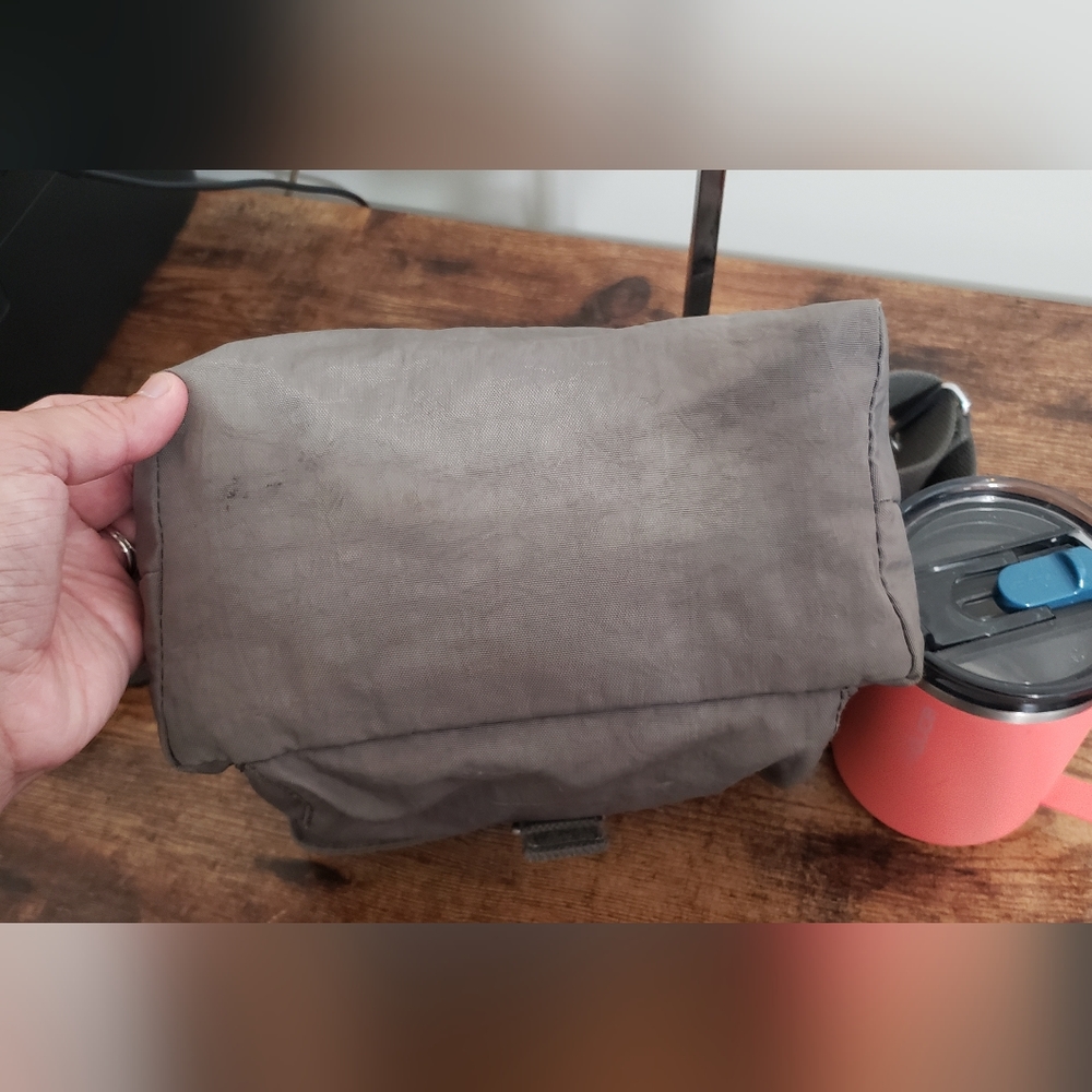 Kipling Sling Bag - Picture 3 of 9